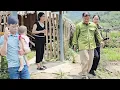 Download Lagu The doctor's mother rushed to pick up her husband when she learned of his condition.
