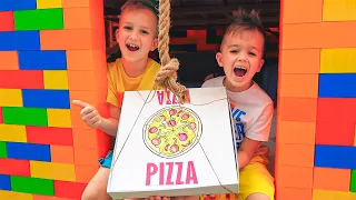 يلعب فلاد ونيكي مع تحدي البيتزا لأمي 