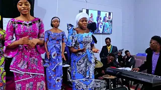 Grace Kwaya Kwenye Mkutano Wa Pasaka 2025 