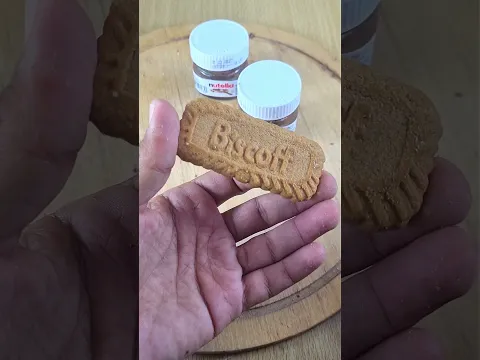 How To Eat Lotus Biscoff & Milka Chocolate
