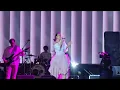 Raisa Tak Berharap Lagi Live Social Chic Stadion Madya GBK Jakarta 2026 
