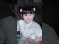 5-Year-Old Girl Can Talk To Plants, Helps The Ceo Catch A Spy, Cures His Leg, Brings Good Luck！