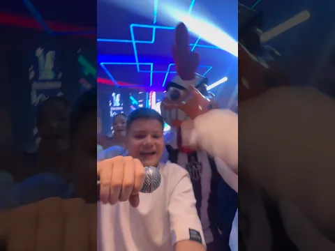 MC LORENZO COLOCOU O GALO PRA DANÇAR VC E SUA AMIGUINHA 😅 #mclorenzo
