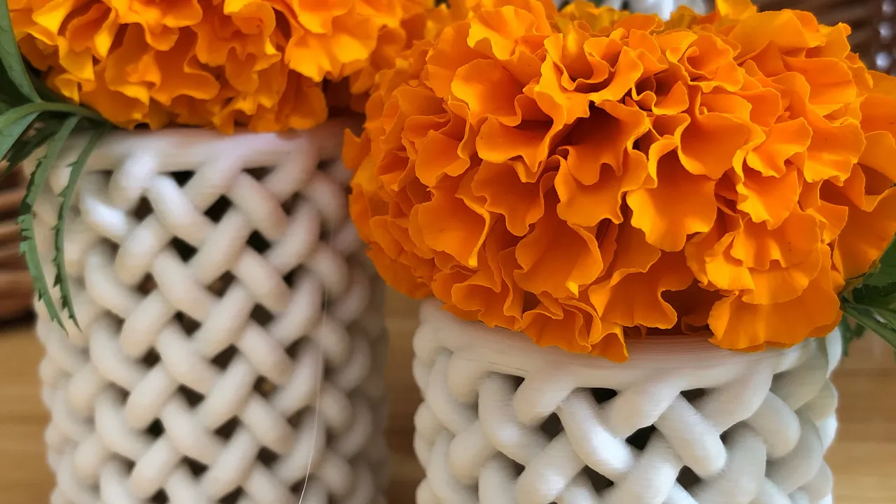 Braided Vase Large video thumbnail