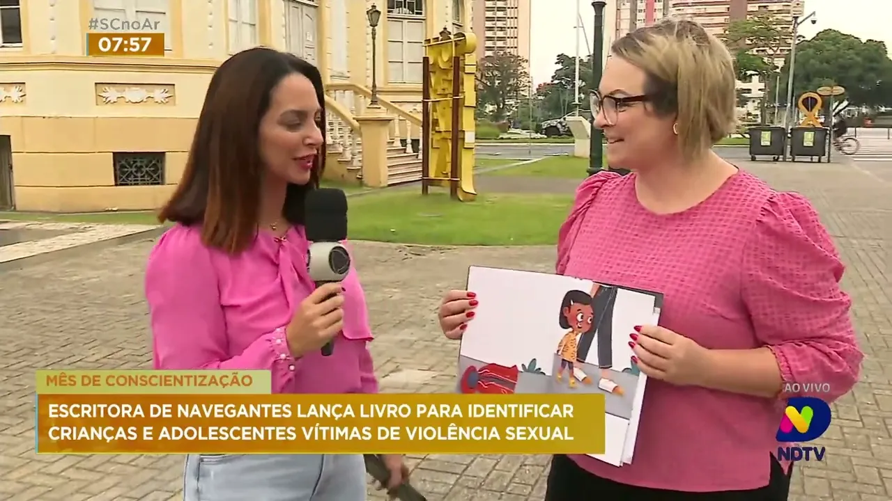 Escritora de Navegantes lança obra que ajuda a identificar abusos cometidos contra crianças