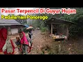 Suasana Pasar Terpencil di Ponorogo Ketika Hujan Deras Mengguyur 