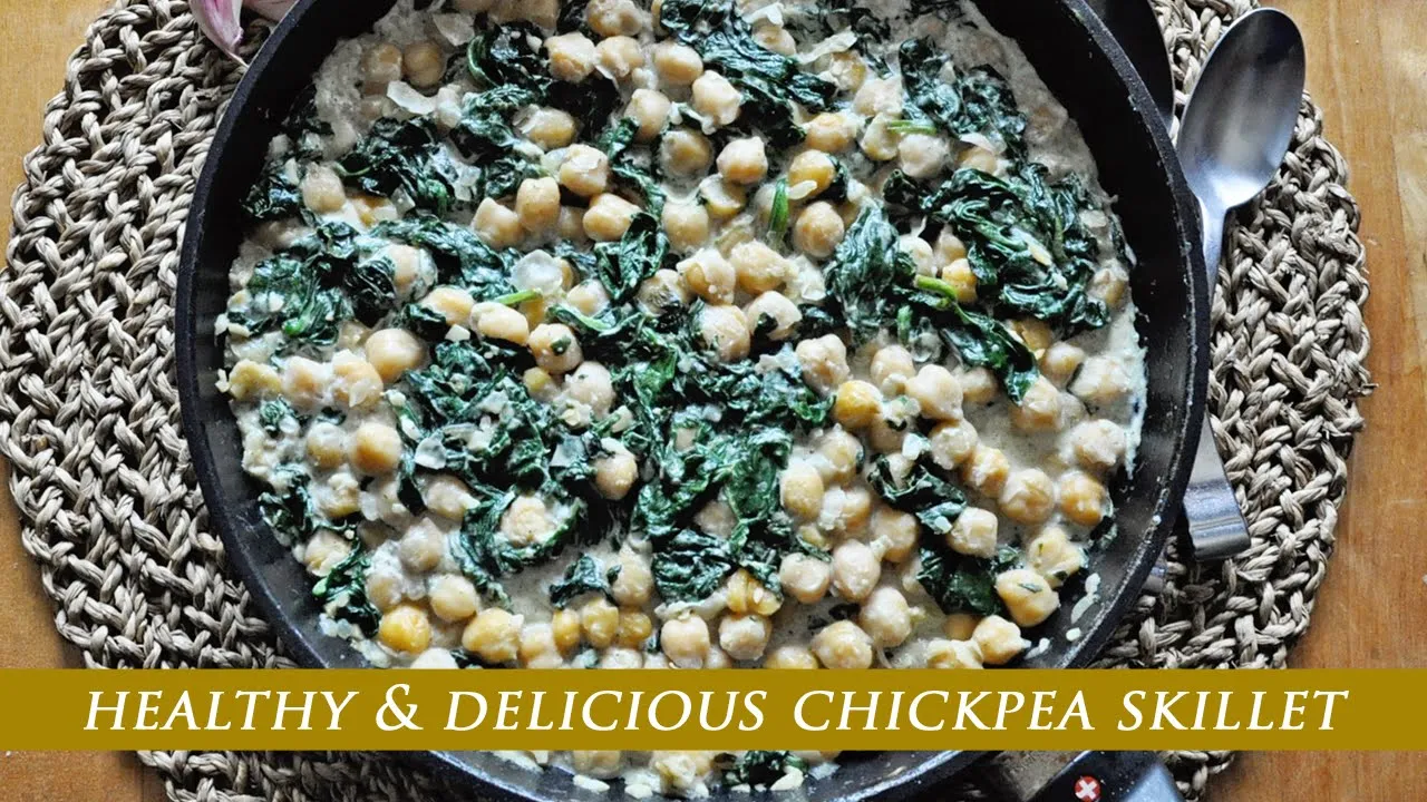 CHICKPEA SKILLET with GREEK YOGURT & SPINACH   Healthy Skillet Recipe