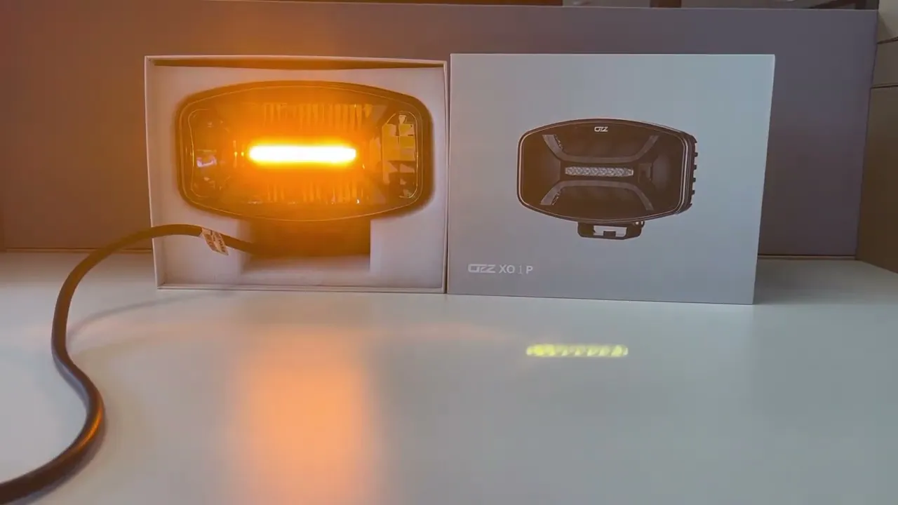Video: OZZ XO 1 faretto a LED | Nero-Ovale | 8160 lumen | 88105