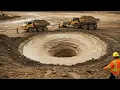 Download Lagu STRONG TEAM!! Watch this Komatsu Bulldozer pushing Stone, 25-ton truck delivers for Big Landfill