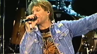 Download Bon Jovi - Lay Your Hands on Me (Melbourne 2001) MP3