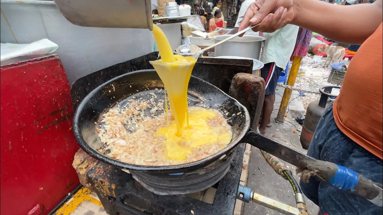 Kolkata Style Egg Bhurji Making   Indian Street Food