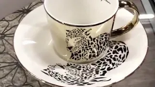 Look at these amazing coffee cups from Luycho