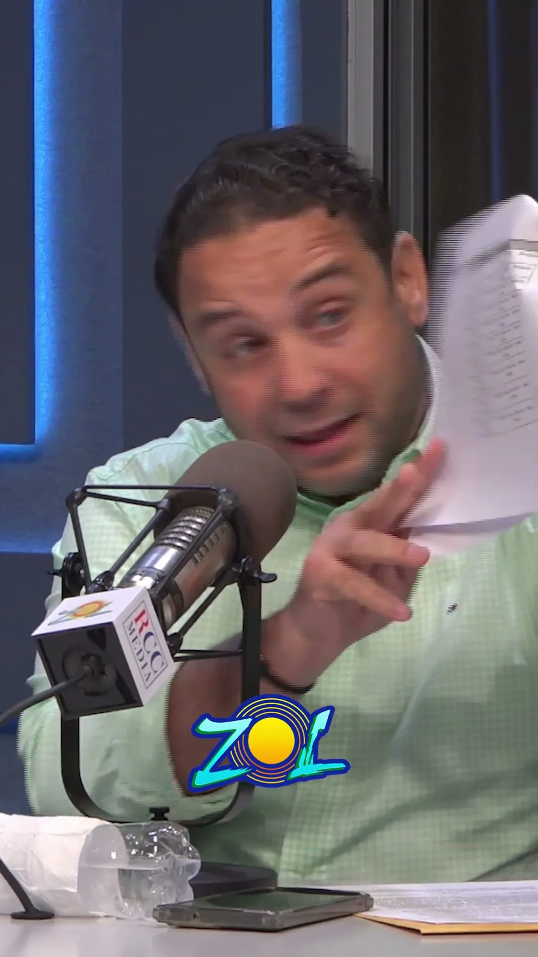 ONÉXIMO GONZÁLEZ Y SU JUGO DE TAMARINDO