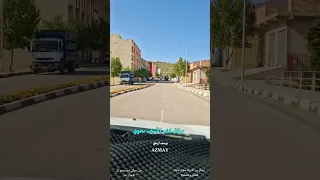 انا طفل وعمري الف عام   ايسال من انا وانا سؤال تذيله القنابل   والشظايا  دندنها