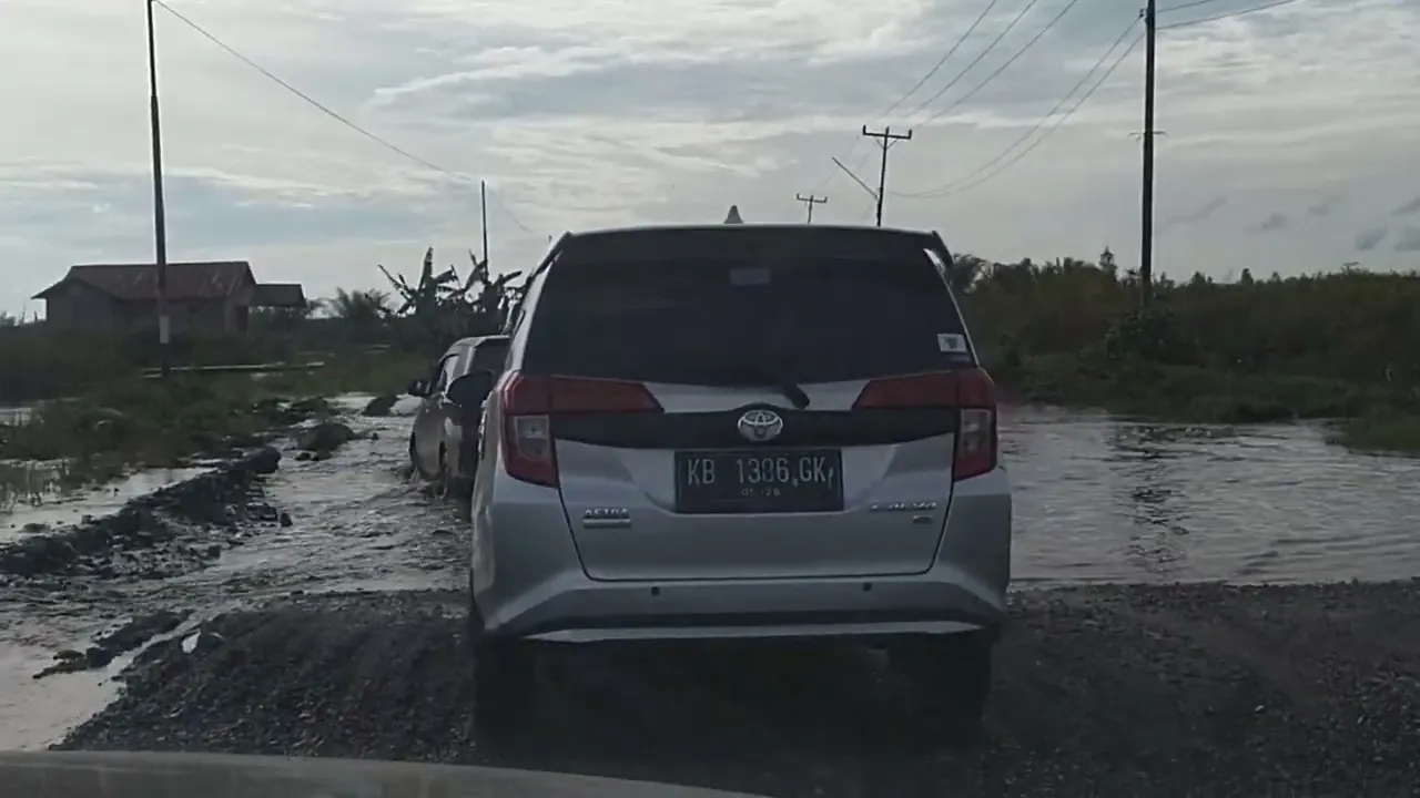Titik titik banjir Jalan lintas Kabupaten Kalimantan ni bos