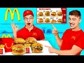 Lagu WE OPENDEN EEN McDONALD’S IN ONS HUIS!