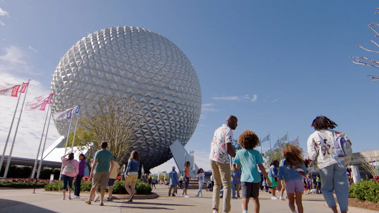 Air Canada — Air Canada - Official Canadian Airline of Walt Disney World Resort (YouTube video ad)