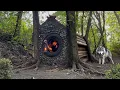 Download Lagu Building a hut in the wolf’s lair: a secret shelter hidden in the forest