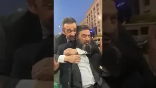 كريم عبد العزيز يفاجئ خالد الصاوي أثناء تصوير مسلسل الإختيار 