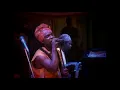 Download Lagu Kojo Antwi - SIKADAM ft. Okomfour Kwadee. Acoustic Rhapsody