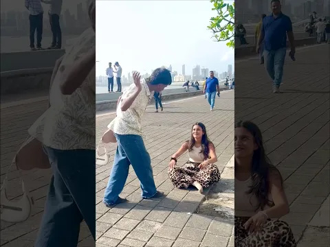 🫂Ladkiyo ke Nakhre Uthana Asan Kam nhi Hai😂🙈 #youtubeshorts #reaction #random #hug #prank #viral