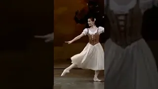 الله من دلع النساء 