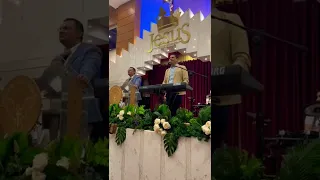 مرفوع انا بقوة اشترك بل قناة وفعلو الجرس ليصلكم كل جديد 