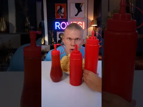 How to eat Fries with Ketchup properly #funny #soccer#haaland #mbappe