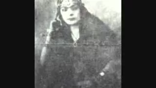 صديقة الملاية عبودي اجه من النجف 