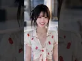 結婚七年，妻子竟帶保鏢出國旅遊，把丈夫獨自丟在機場！他當場提出離婚，誰知真實身分竟是千億資本掌權人，前妻徹底傻眼！全场震惊！