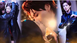 شاب وسيم خطفها من حياتها وأجبرها تبقى زوجته بس ماكانش يعرف إنها هتحوله لأسير انتقامها 