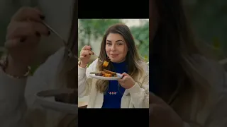 تظهر فتاة جميله من كل مكان مسلسل ليلى 