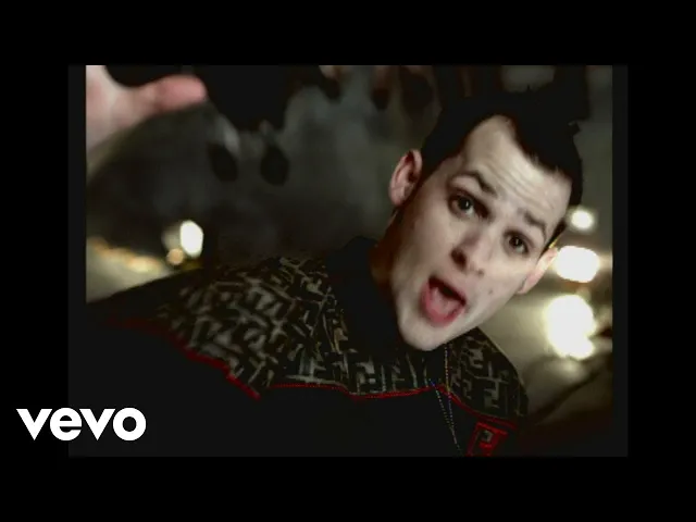 Download MP3 Good Charlotte - The Anthem (Official Video)