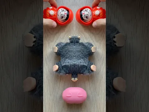 Labubu Baby Weeeee! ⭐️⭐️⭐️ #satisfying #asmr #funny #shinchan #labubu #squishy #shorts