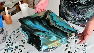 The Most Satisfying Part of Fluid Art 💙 Watch the Colors Flow
