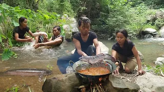 Catch & Cook fish at waterfall, Fish spicy curry for food of survival