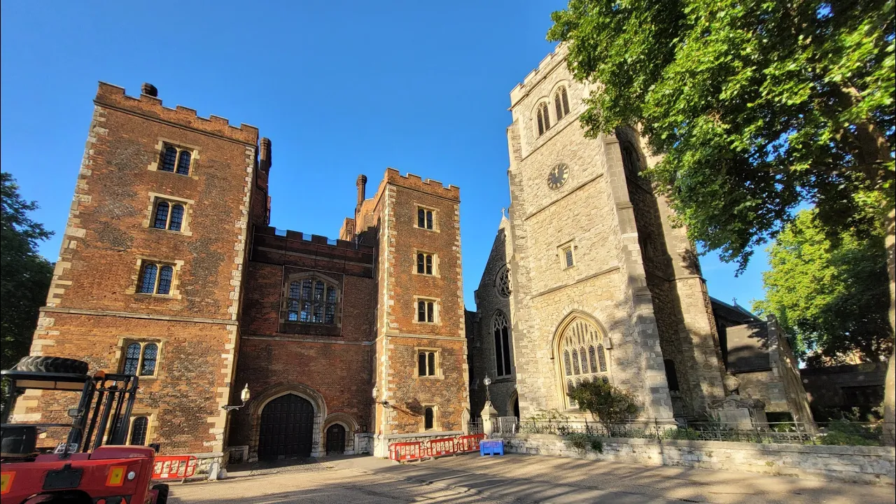 Palaces, Prisons & Pineapples: Millbank Walking Tour