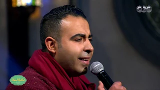 صاحبة السعادة   محمد عدوية يغني اغنية  كام سؤال  ورد فعل اسعاد يونس دندنها