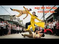 Download Lagu Khi một viên công an tưởng cô gái chỉ là người  bình thường  ai ngờ cú trả đòn khiến ???