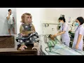 Download Lagu Monkey Tina was sad when she learned about her father's health condition.