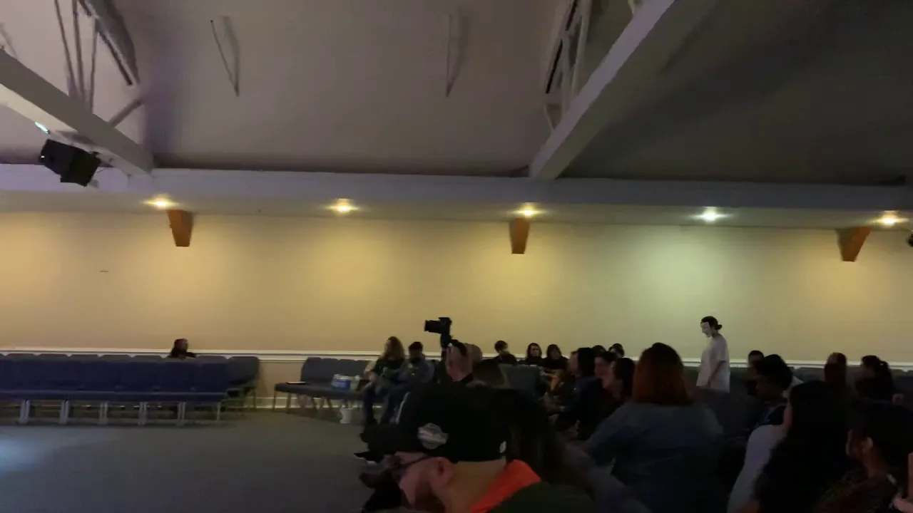 Clayton Jennings, Dear Anxiety perform by Laura