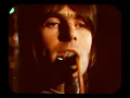 Oasis - Stop Crying Your Heart Out (Official Video)