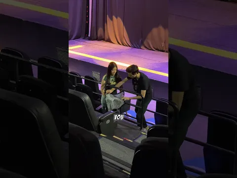 PEGADINHA: algemada no teatro