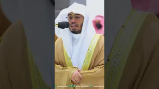 لحظة تأثر الشيخ ياسر الدوسري في سورة هود  لحظة تأثر الشيخ ياسر الدوسري في سورة هود