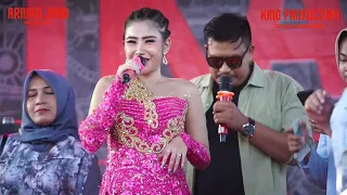 Download Lintang raina - Anik Arnika feat irwandi RE New arnika jaya DS suci kec mundu cirebon MP3