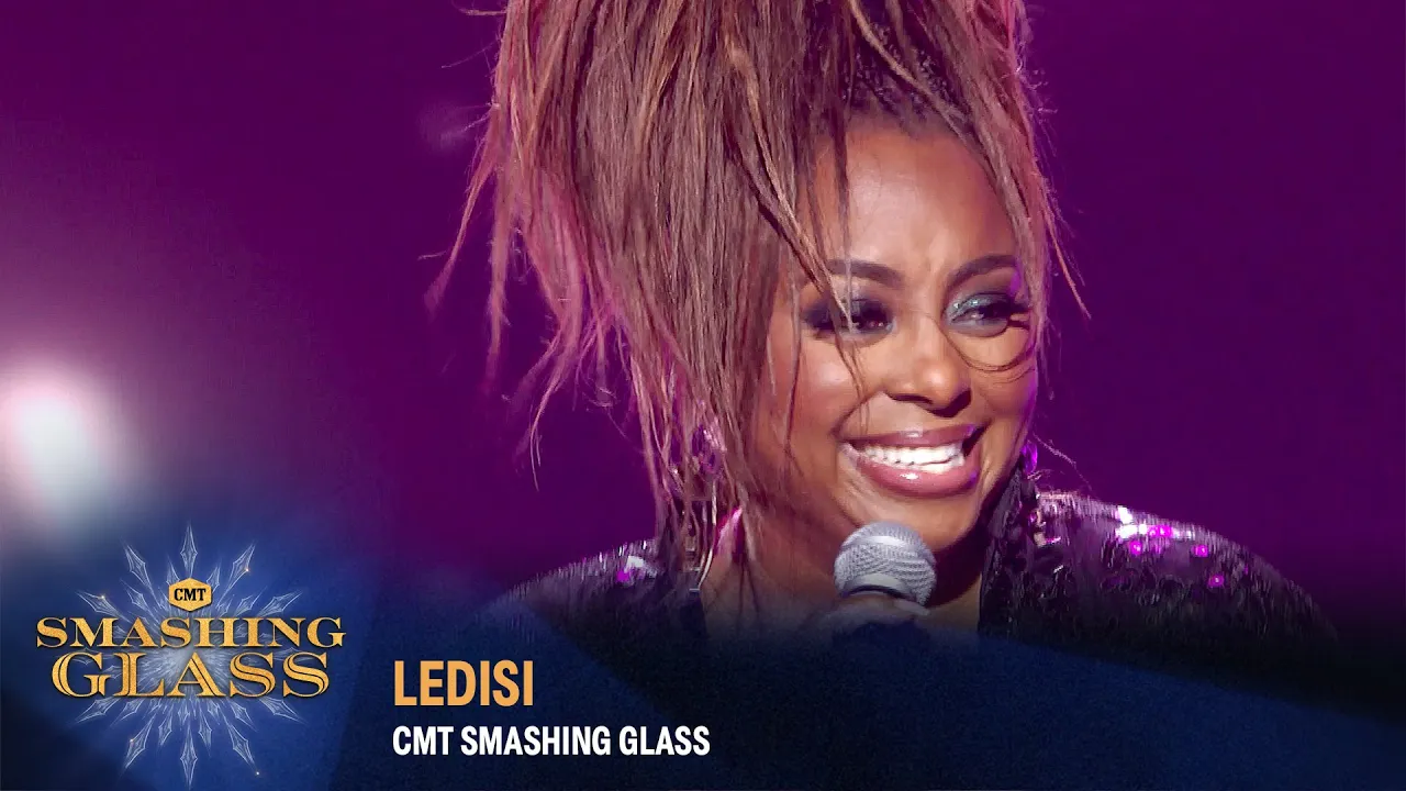 Ledisi Performs "New Attitude" by Patti LaBelle | CMT Smashing Glass