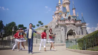 شاهدوا فيديو كليب حمزة لبيض في أغنيته الجديدة التي صو رها في Disneyland Paris مع عائلته 
