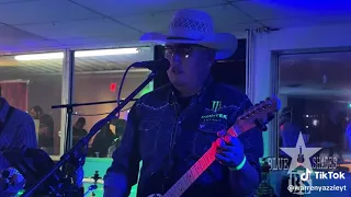 She put me back in a bar Cover credit warrenyazzieyt