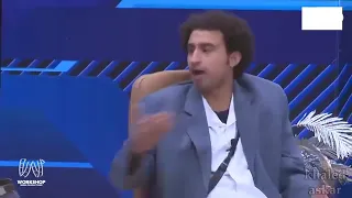 حضرتك ليه واخده كلامه كأنه كلام مهم وعمال تتناقش معاه   على ربيع دندنها