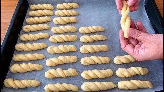 Yıldız Kurabiye tarifi sizlerle, Malzeme Listesi : -1 Su Bardağı Pudra Şekeri -200 Gr. Margarin ve y. 